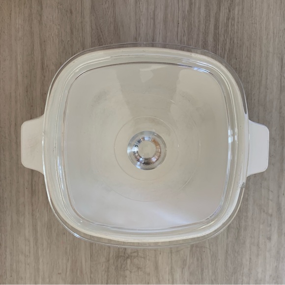 Vintage 1960s CORNING WARE Blue Cornflower   Casserole Dish w/ Pyrex Glass Lid - Picture 3 of 11